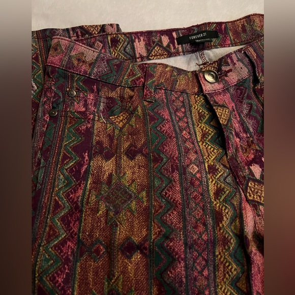 Unique piece Multicolor Distressed Cargo Jeans - Picture 3 of 4